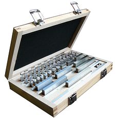 Coffret de 47 cales en acier