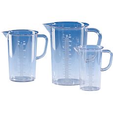 Carafes graduées en SAN graduations moulées
